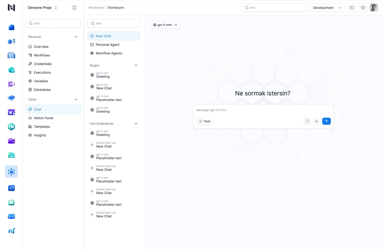 Handycore AI çalışma alanı: model seçimi, kişisel ajanlar ve workflow ajanları.